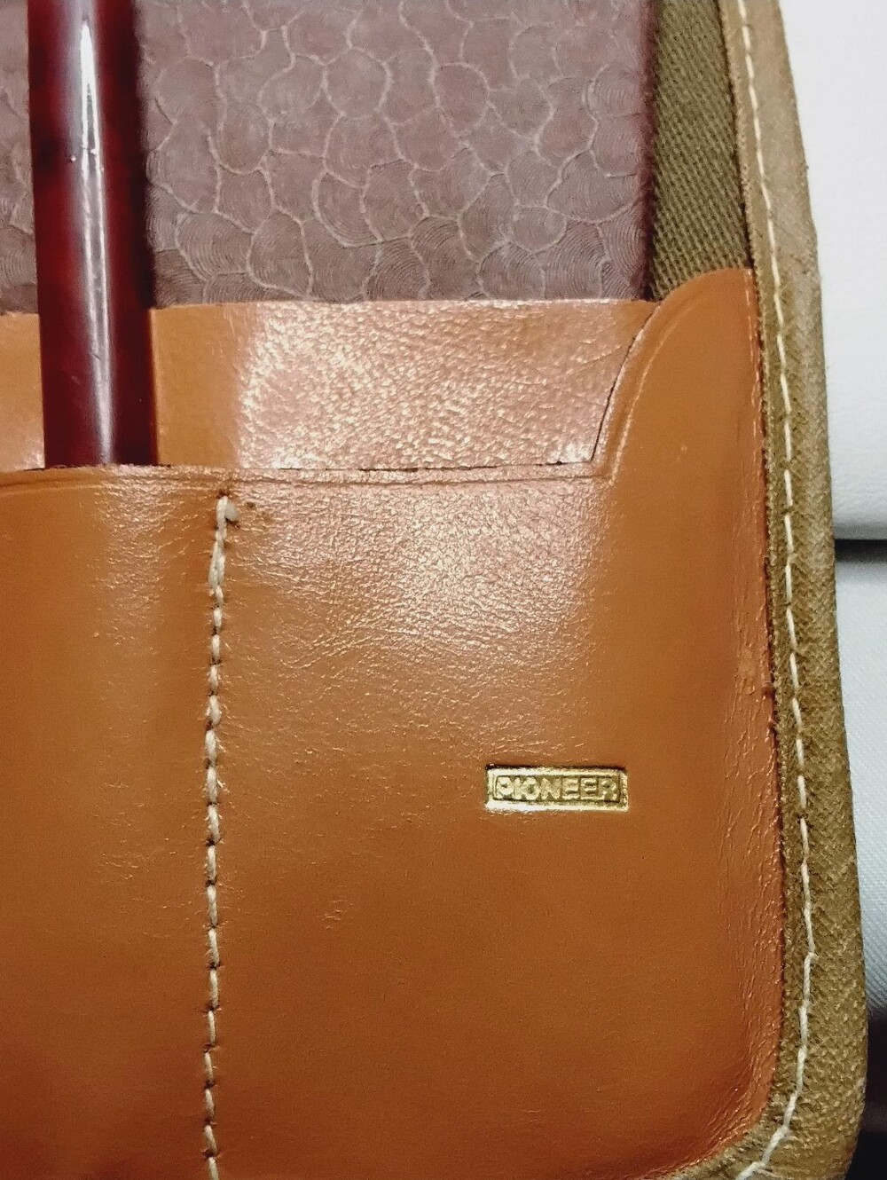 Vintage Pioneer Men's Travel Kit Case - Picture 9 of 9